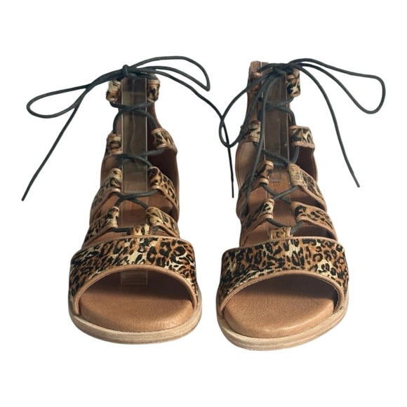 Gee Wawa Leopard Print Gladiator Sandals 9M Lace Up Leather Haircalf Boho Flat - Picture 3 of 10